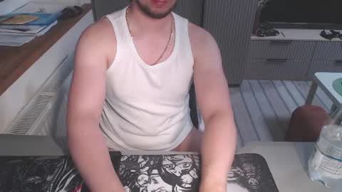 Snapshot of spb78 chatting on July 9, 2026, 9:30 pm Art online show from July 9, 2026, 9:30 pm