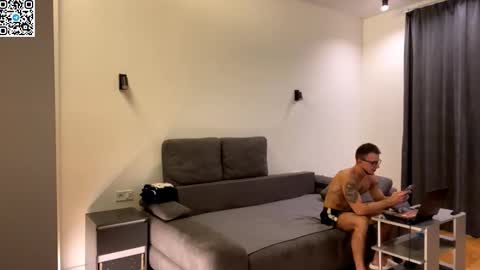 Alex online show from September 30, 2025, 8:47 pm