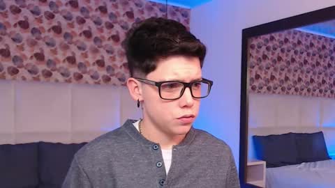 spencerm_ online show from October 17, 2025, 8:11 pm