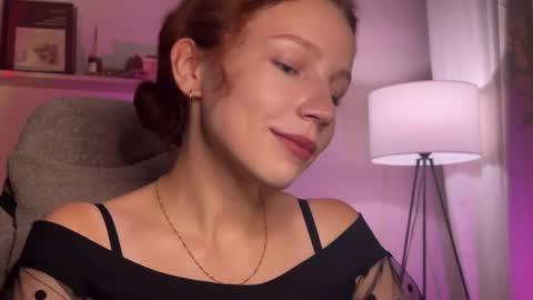 spicy___caramel online show from September 28, 2025, 4:56 pm