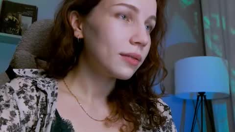 spicy___caramel online show from January 17, 2026, 4:54 pm