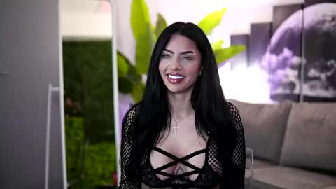 Spicy Maple online show from April 2, 2026, 6:05 pm