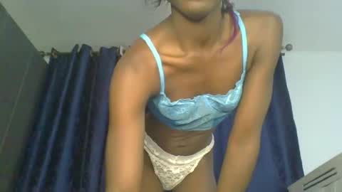 spicy_reee online show from November 1, 2025, 5:04 pm