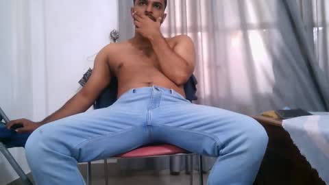 Snapshot of spicybuoy chatting on September 30, 2025, 5:56 am spicybuoy online show from September 30, 2025, 5:56 am