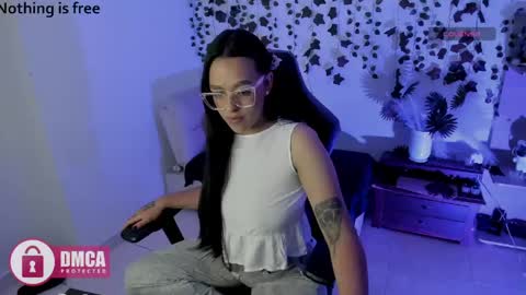 Snapshot of spicydollx_1 chatting on May 19, 2026, 3:51 pm Geraldin online show from May 19, 2026, 3:51 pm