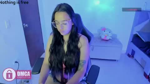 Snapshot of spicydollx_1 chatting on June 28, 2026, 12:11 pm Geraldin online show from June 28, 2026, 12:11 pm