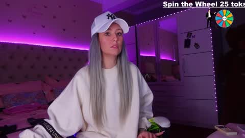 Alicia online show from December 20, 2025, 10:11 am