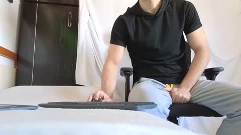 Marco. When Im offline you can view premium content in bio online show from October 3, 2025, 8:55 am