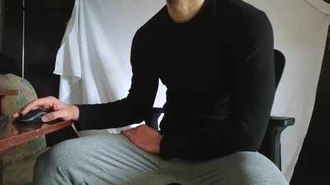 Marco. When Im offline you can view premium content in bio online show from November 18, 2025, 9:58 am