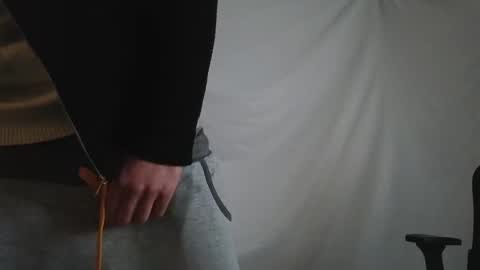 Marco. When Im offline you can view premium content in bio online show from December 2, 2025, 9:03 am