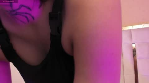 Spider online show from May 26, 2026, 12:01 pm