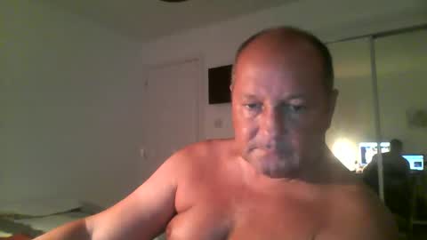 Snapshot of spidey1051a chatting on December 1, 2025, 12:10 pm spidey1051a online show from December 1, 2025, 12:10 pm