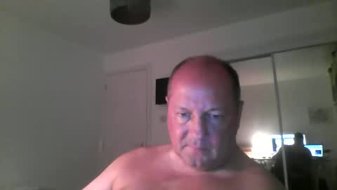 Snapshot of spidey1051a chatting on February 17, 2026, 6:25 pm spidey1051a online show from February 17, 2026, 6:25 pm