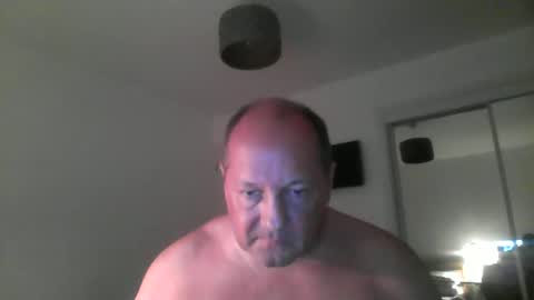 Snapshot of spidey1051a chatting on February 24, 2026, 6:17 pm spidey1051a online show from February 24, 2026, 6:17 pm