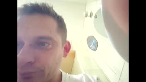 spike21fantasti978506 online show from October 26, 2025, 11:27 am