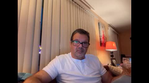 spike69old online show from November 21, 2025, 10:52 pm