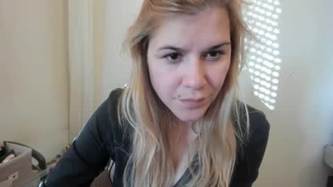 FREE ONLY FANSy online show from December 7, 2024, 12:56 pm