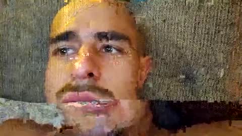 Snapshot of spitface7st907944 chatting on December 22, 2024, 4:28 am Lil blue devil online show from December 22, 2024, 4:28 am