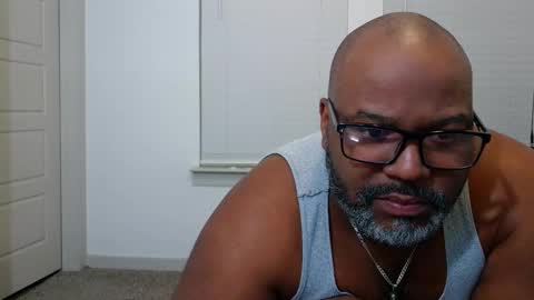 Snapshot of splenda_daddy_50 chatting on October 20, 2025, 12:55 am Blaque Jaystone online show from October 20, 2025, 12:55 am