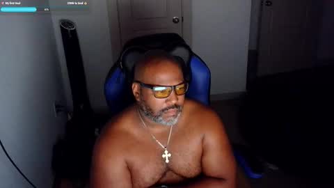 Snapshot of splenda_daddy_50 chatting on October 25, 2025, 9:28 am Blaque Jaystone online show from October 25, 2025, 9:28 am