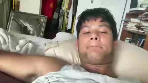 Snapshot of splipppery chatting on February 27, 2025, 11:37 pm splipppery online show from February 27, 2025, 11:37 pm