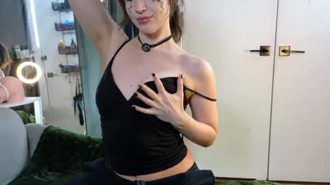 Sage online show from November 17, 2025, 10:04 pm