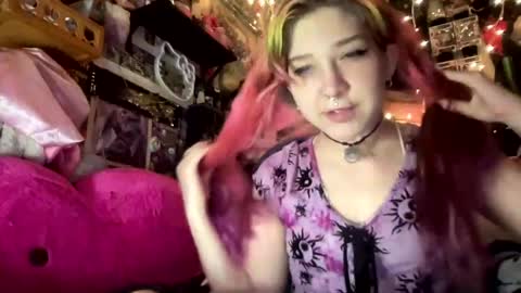 Pixie online show from June 28, 2026, 12:05 am