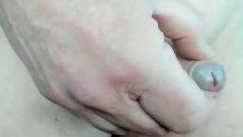 MicroClit online show from February 4, 2025, 4:39 pm