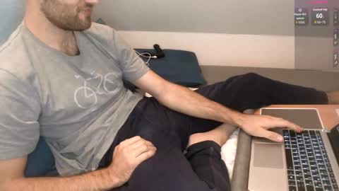 Spritzer online show from November 8, 2025, 7:56 pm