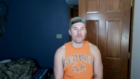 Snapshot of spun_redneck chatting on February 6, 2026, 12:15 am Spun Redneck online show from February 6, 2026, 12:15 am