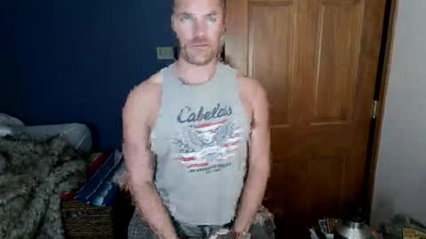 Snapshot of spun_redneck chatting on February 18, 2026, 11:55 pm Spun Redneck online show from February 18, 2026, 11:55 pm