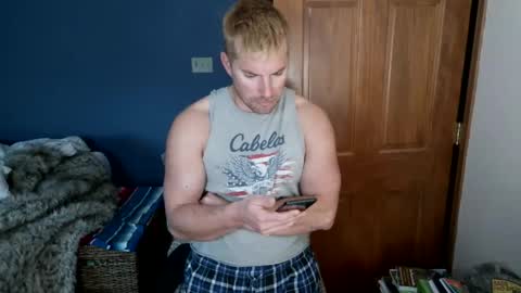 Snapshot of spun_redneck chatting on February 19, 2026, 12:56 pm Spun Redneck online show from February 19, 2026, 12:56 pm