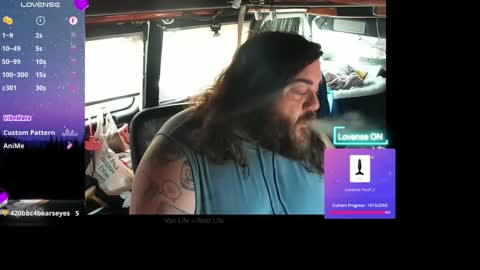 Snapshot of squeaks724 chatting on December 5, 2024, 8:33 pm Your Pal Squeaks online show from December 5, 2024, 8:33 pm