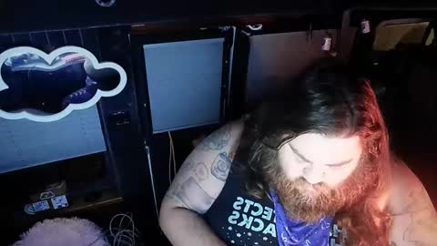 Snapshot of squeaks724 chatting on January 23, 2025, 5:24 am Your Pal Squeaks online show from January 23, 2025, 5:24 am