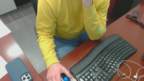 make me cum c2c talk to me online show from January 13, 2025, 10:03 pm