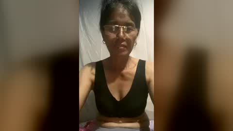Snapshot of squirt0120 chatting on July 15, 2026, 6:35 pm squirt0120 online show from July 15, 2026, 6:35 pm