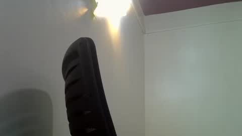 slutty online show from December 13, 2024, 9:24 am