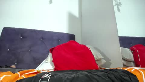 squirter_girl69 online show from October 17, 2025, 4:53 pm