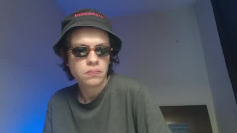 sr_bolaiinas online show from February 18, 2026, 12:23 pm