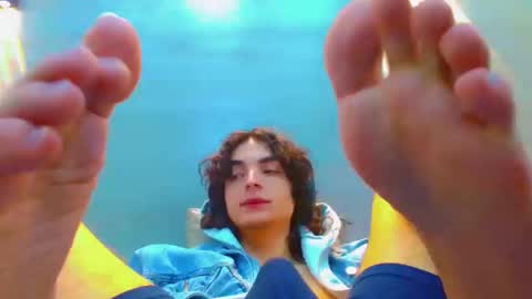 ethan online show from October 14, 2025, 2:51 pm