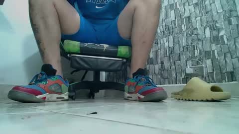 Snapshot of srfindomfeet_ chatting on March 3, 2025, 12:37 am sr master cum its my old account online show from March 3, 2025, 12:37 am