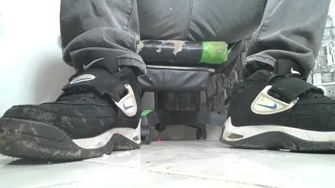 Snapshot of srfindomfeet_ chatting on October 3, 2025, 6:49 pm sr master cum its my old account online show from October 3, 2025, 6:49 pm