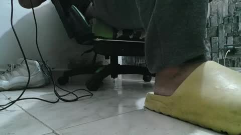 sr master cum its my old account online show from January 13, 2026, 9:03 am