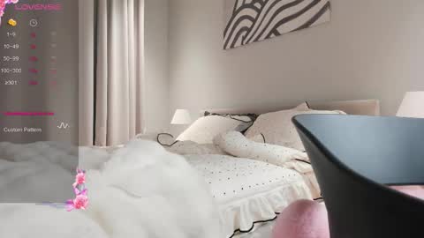 Alexandra online show from November 23, 2025, 8:08 pm