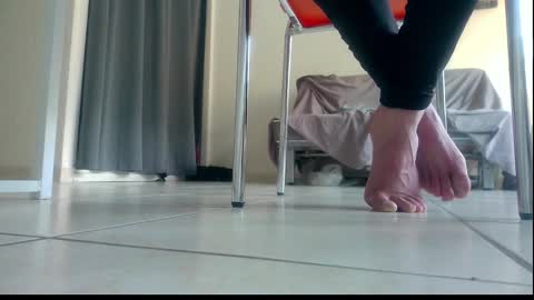 ssenzo online show from December 18, 2025, 10:32 am