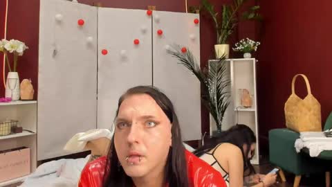 Snapshot of ssunny_bunny chatting on May 26, 2026, 3:08 pm Angelina and Arman online show from May 26, 2026, 3:08 pm