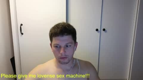 st1vemaster01 online show from May 2, 2026, 3:17 pm