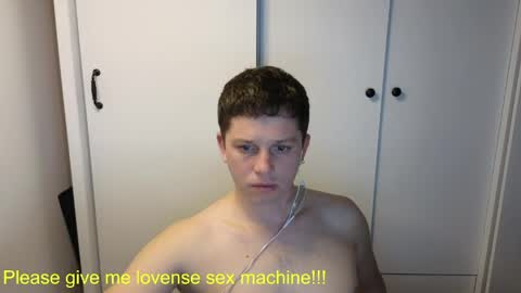 st1vemaster01 online show from May 5, 2026, 2:25 pm