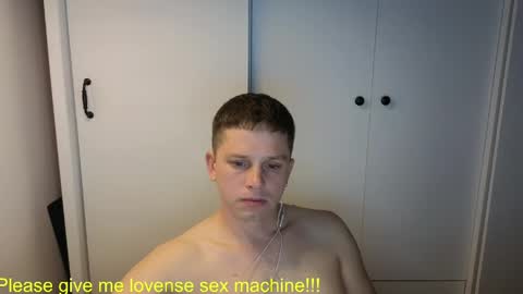 st1vemaster01 online show from June 1, 2026, 2:41 pm