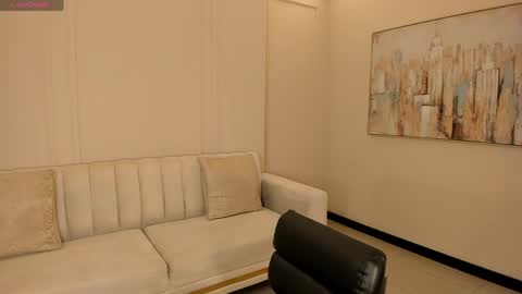 Stacy Woods online show from April 16, 2026, 11:44 am